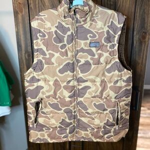 American Flyway Waterfowl Camouflage Quilted Puffer Vest - Tan & Brown